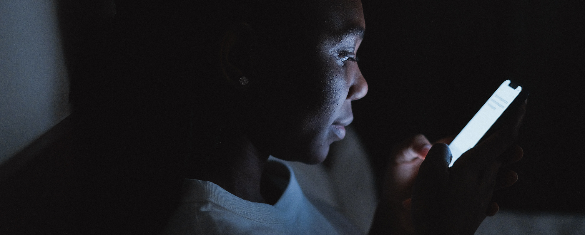 What is the Best Color Light for Sleep? GUNNAR