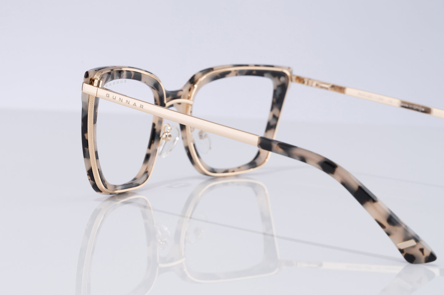 blue-ribbon-amber-max