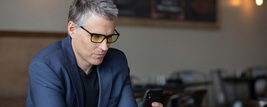 The Best Blue Light Reading Glasses For Women and Men