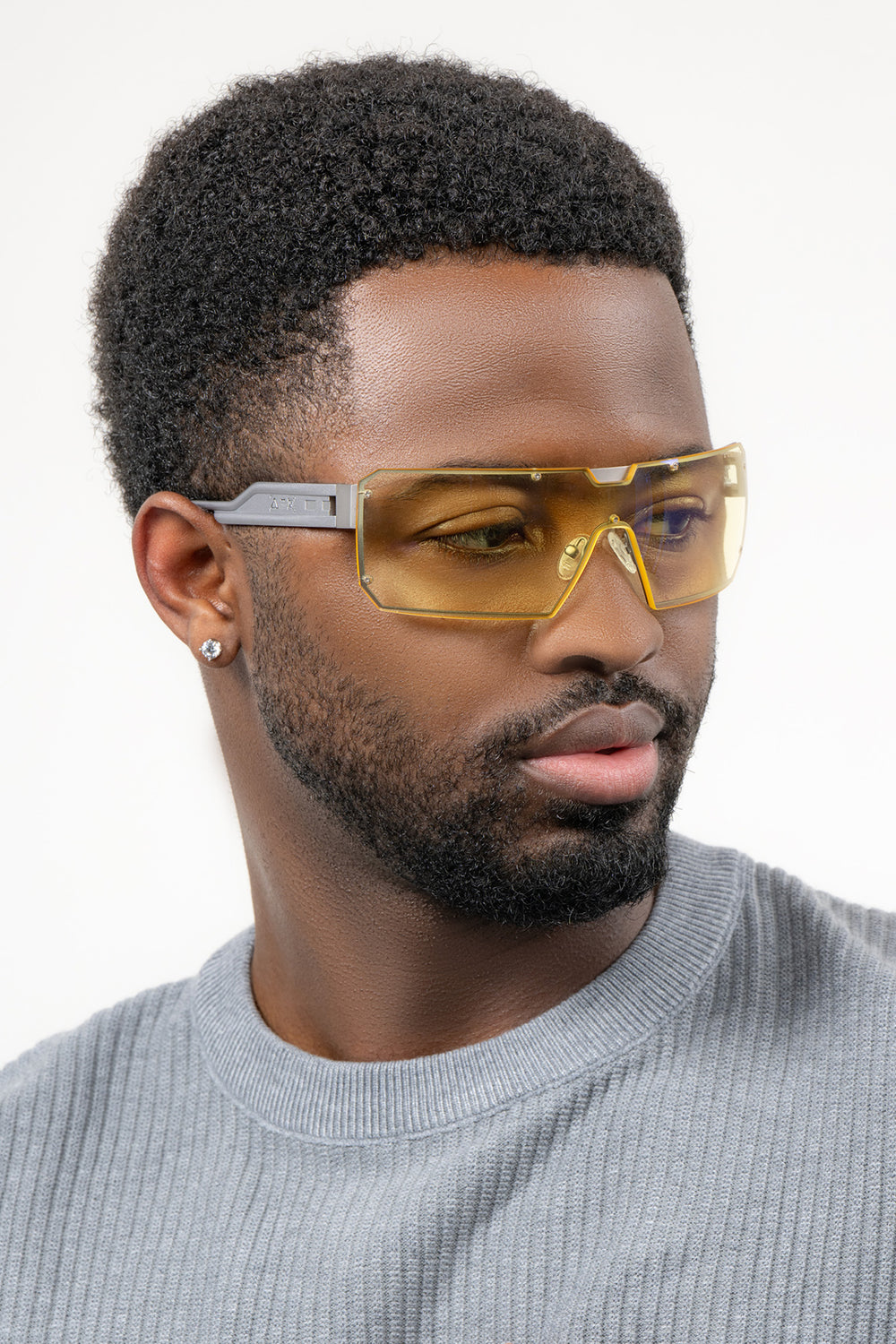 https://gunnar.com/cdn/shop/files/Cyberpunk_Dex_Steel_Amber_Lifestyle_1_1000x.jpg?v=1773919005