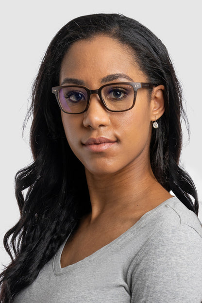 ebony-amber-max
